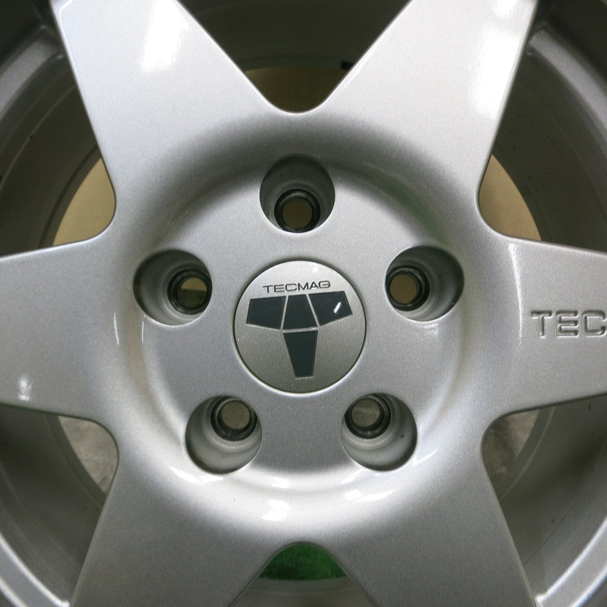 *送料無料* キレイ★ベンツ 等 TECMAG TARGA テクマグ タルガ ホイール 16インチ 16×7.5J  PCD112/5H★4082705ナホ