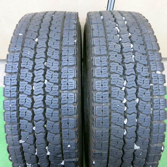 *送料無料* バリ溝！20年！9分★トラック タイヤ 215/70R17.5 123/121J スタッドレス トーヨー M919 17.5インチ★4060704ナスタ