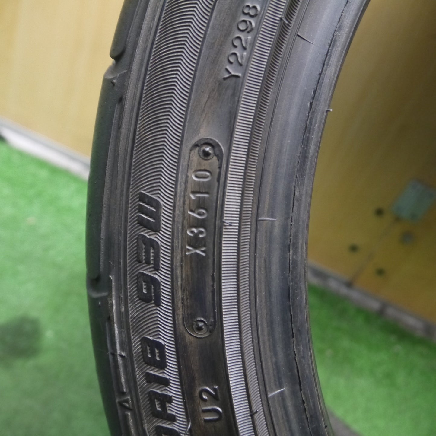 *送料無料* バリ溝！8.5分★245/40R18 ダンロップ ディレッツァ DZ101 タイヤ 18インチ レクサス ベンツ BMW 等★4073104Hノタ