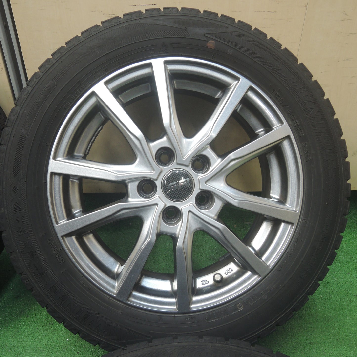 *送料無料* バリ溝！20年！キレイ！8.5分★スタッドレス 185/60R15 ダンロップ ウインターマックス WM02 STRANGER ストレンジャー PCD100/5H★4070407SYス