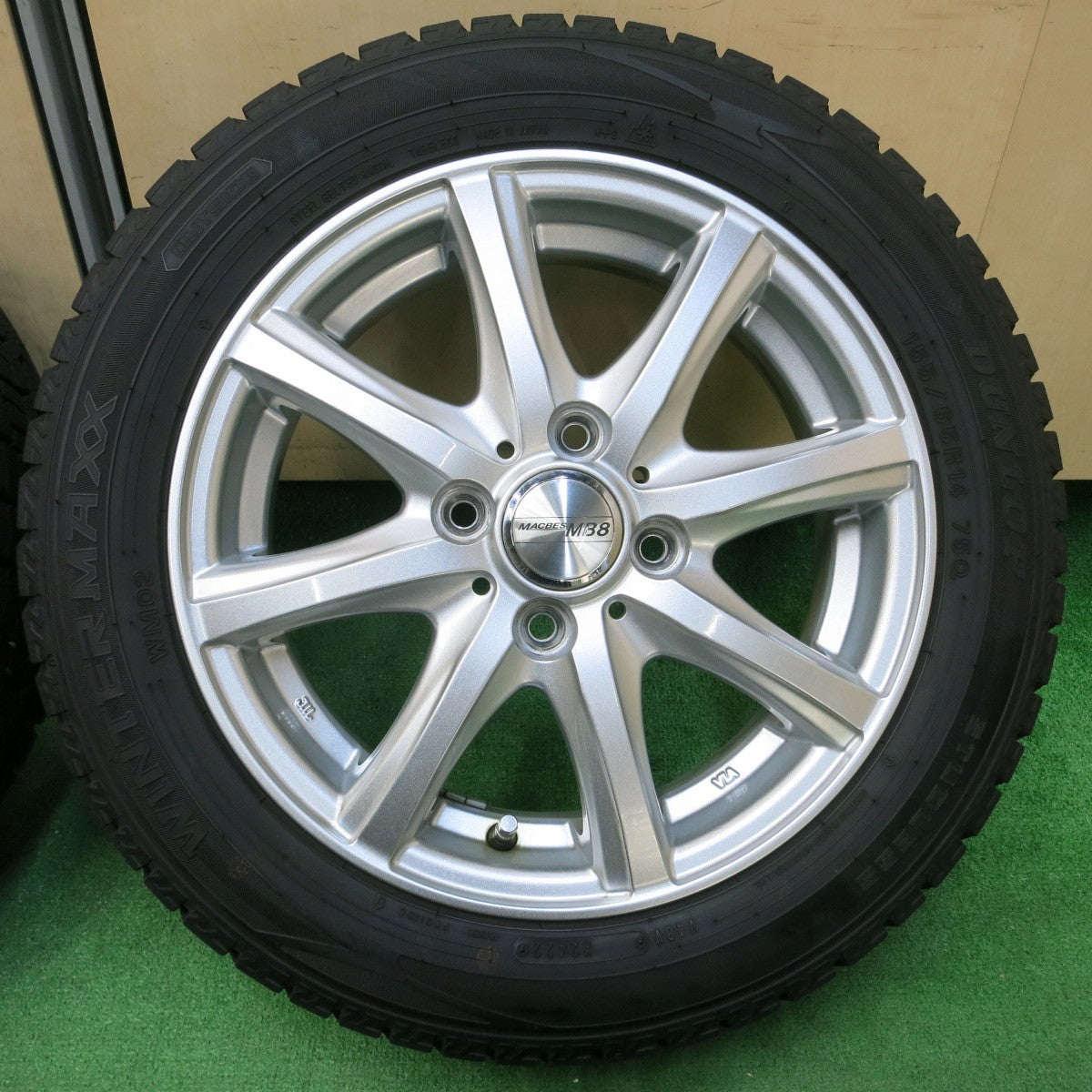 *送料無料* バリ溝！22年！綺麗！ほぼ10分★スタッドレス 155/65R14 ダンロップ ウインターマックス WM02 MACBES MB8 マクベス 14インチ PCD100/4H★4042504イス