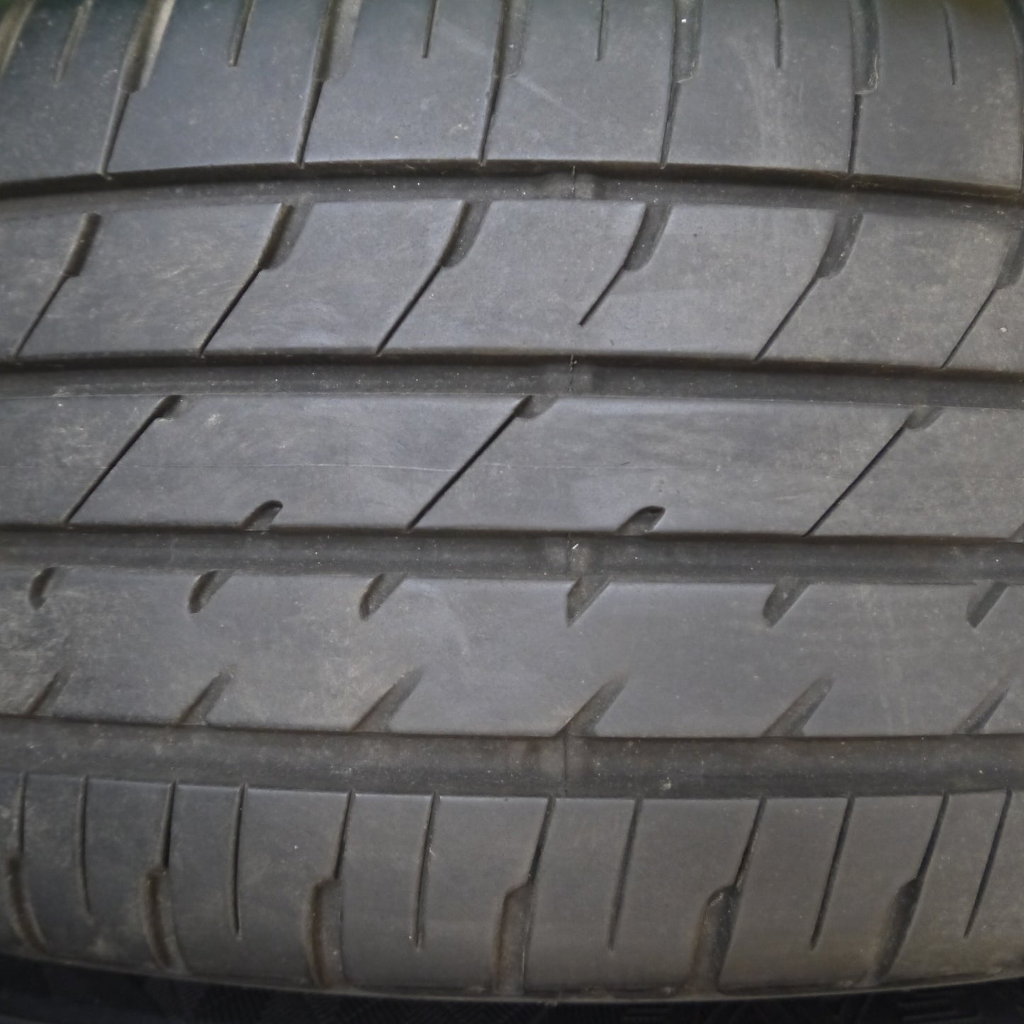 *送料無料* バリ溝！9.5分★205/50R17 ダンロップ エナセーブ RV504 :SICUREZZA ブリヂストン製 17インチ PCD114.3/5H★4051303Hノ