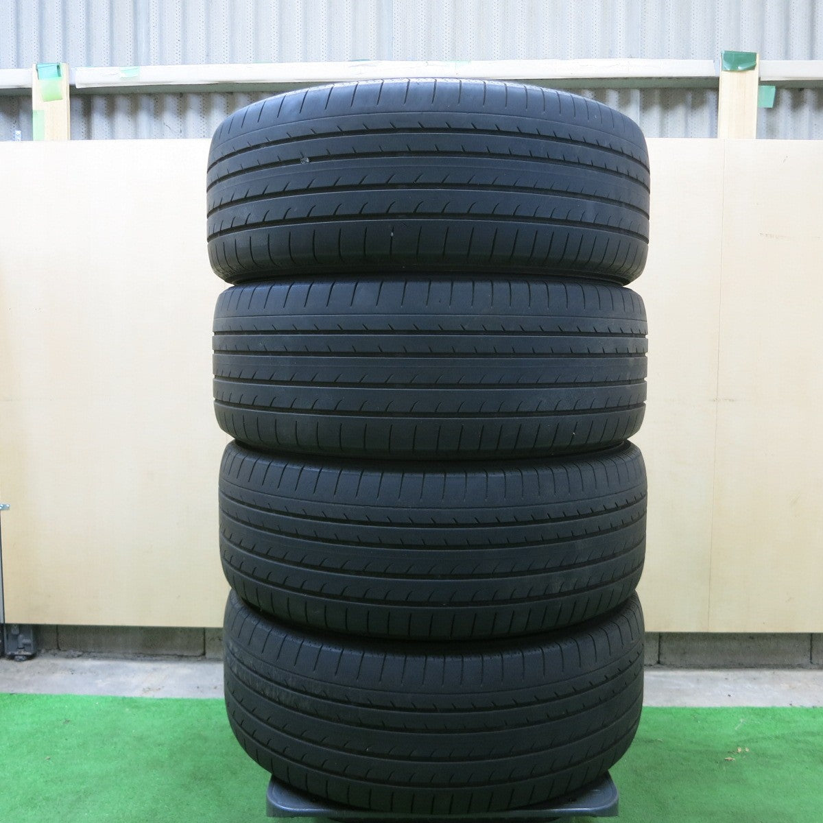 *送料無料* 4本価格★日産 ジューク 純正 215/55R17 ヨコハマ ブルーアース RV-02 17インチ PCD114.3/5H★4060803ナノ