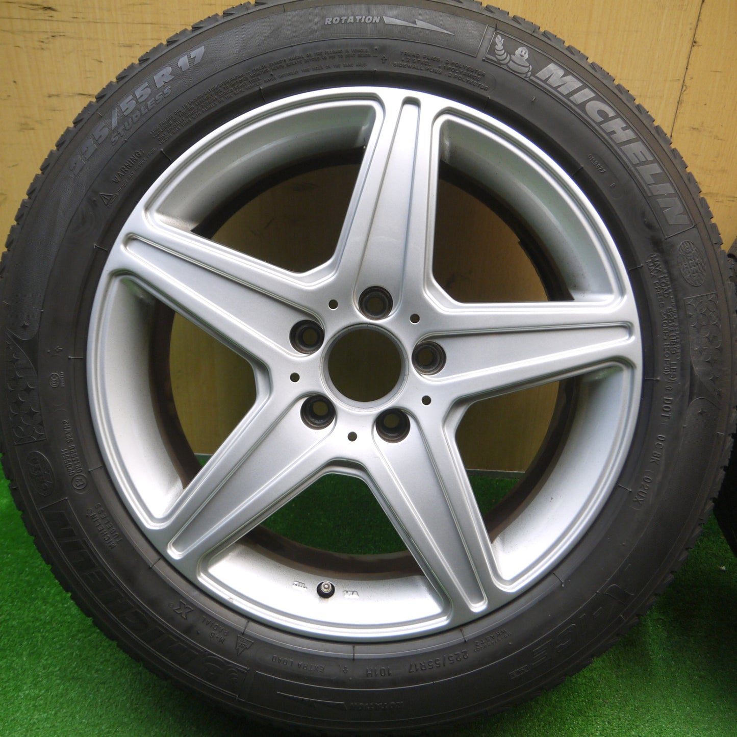 [送料無料] 4本価格★ベンツ 等 AGA Burg 225/55R17 スタッドレス ミシュラン X-ICE XI3 17インチ PCD112/5H★5011504Hス