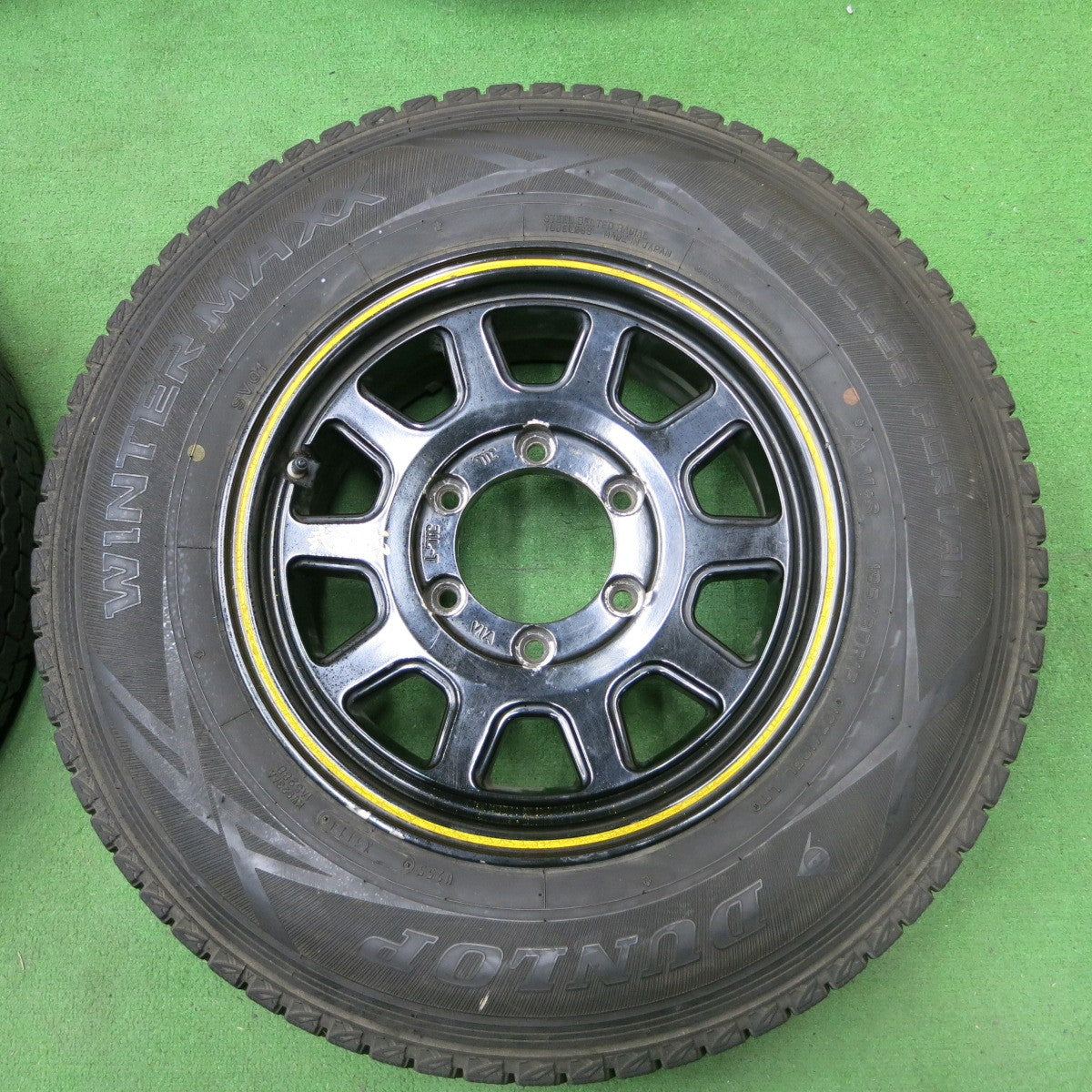 *送料無料* バリ溝！9.5分★ハイエース等 KYOHO 共豊 弐百式 195/80R15 スタッドレス ダンロップ ウインターマックス SV01 PCD139.7/6H★4070902ナス