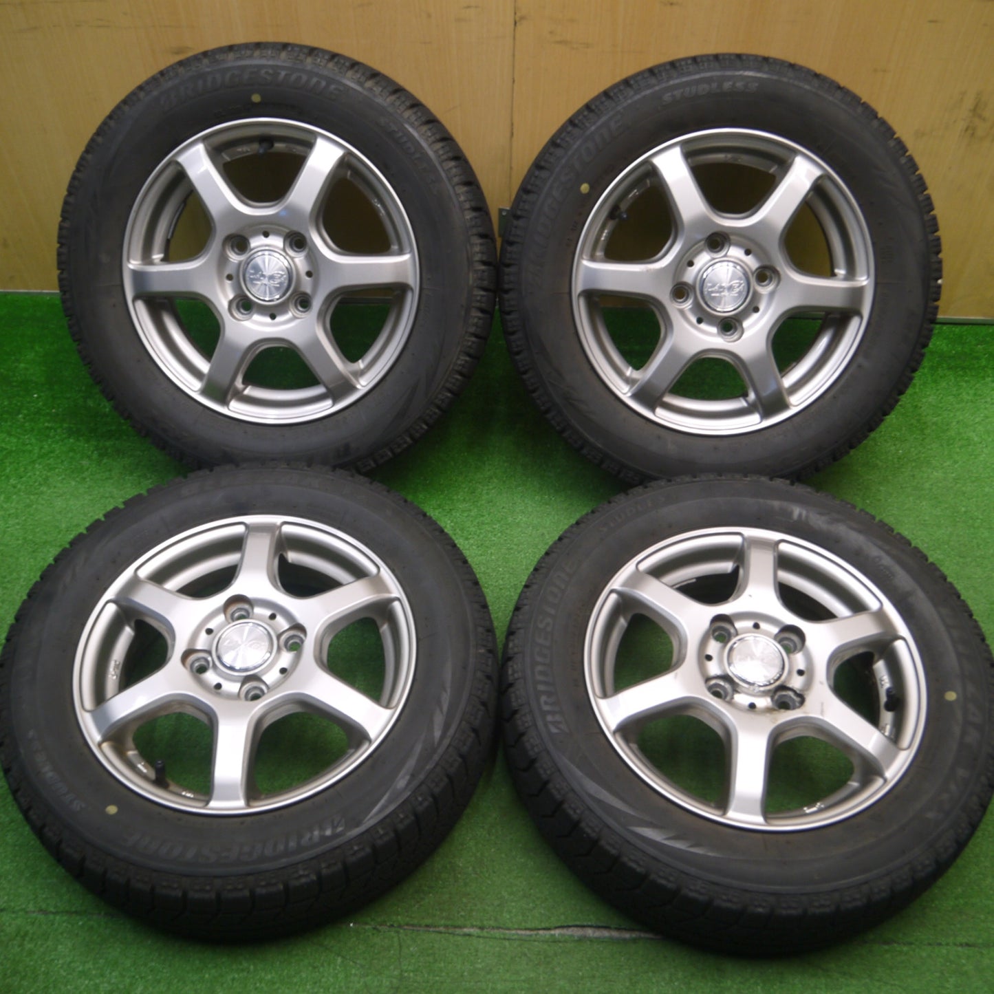 [送料無料] 4本価格★スタッドレス 155/65R13 ブリヂストン ブリザック VRX LAYCEA -02- レイシア 13インチ PCD100/4H★4120902Hス