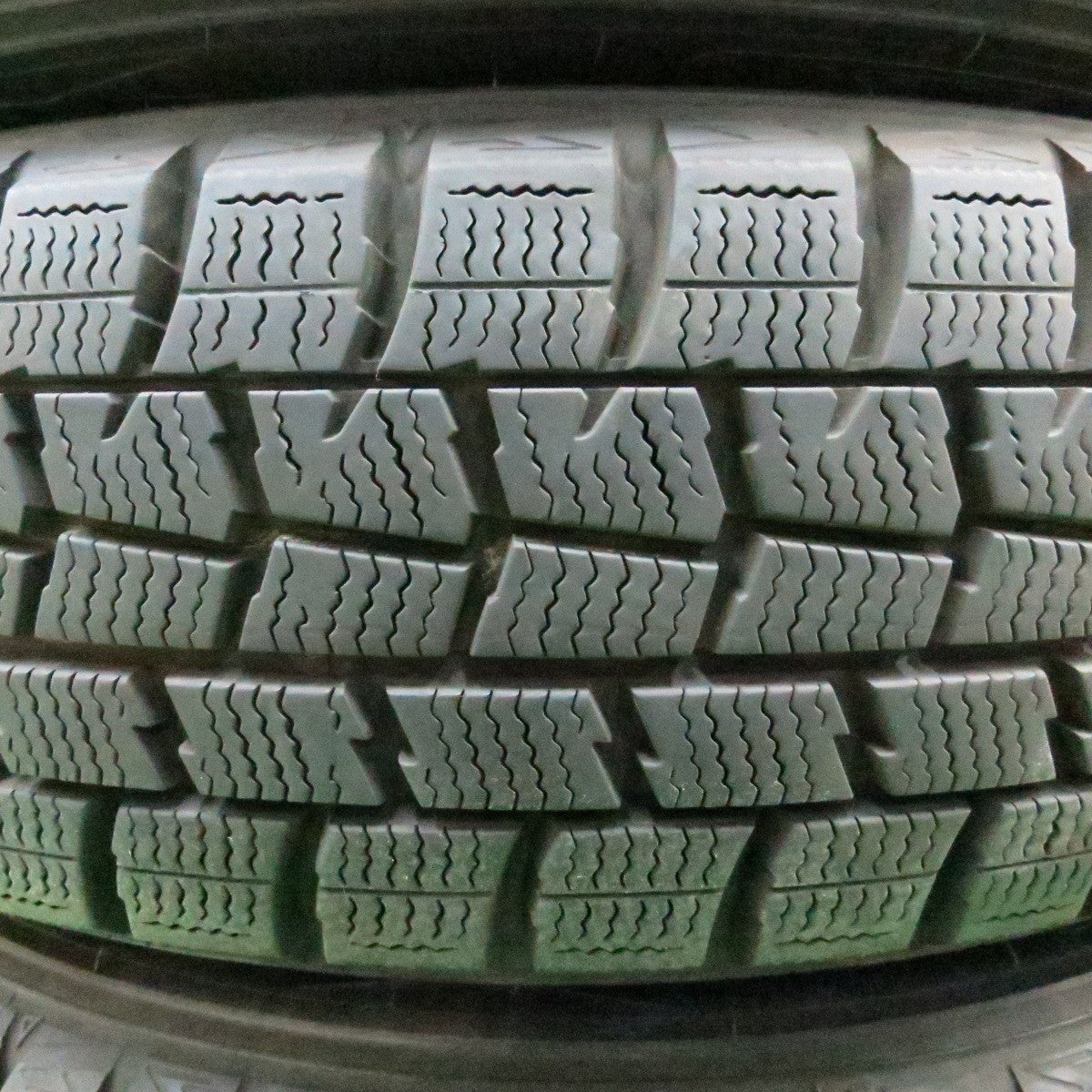 *送料無料* バリ溝！綺麗！9分★スタッドレス 165/65R14 ダンロップ ウインターマックス WM01 LEBEN レーベン 14インチ PCD100/4H★4050303ナス