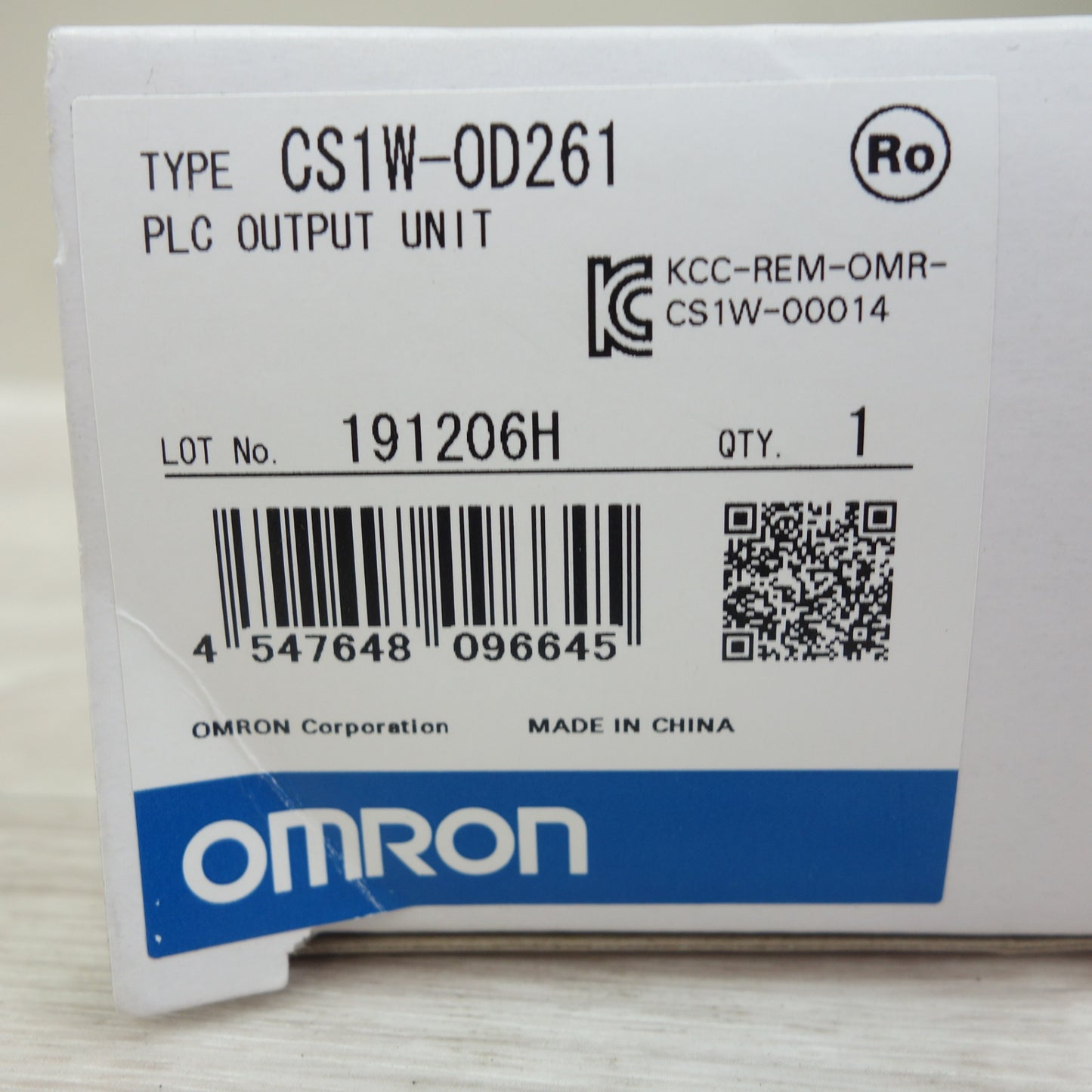 [送料無料] 未使用☆OMRON オムロン トランジスタ 出力ユニット CS1W-OD261 PLC OUTPUT UNIT☆