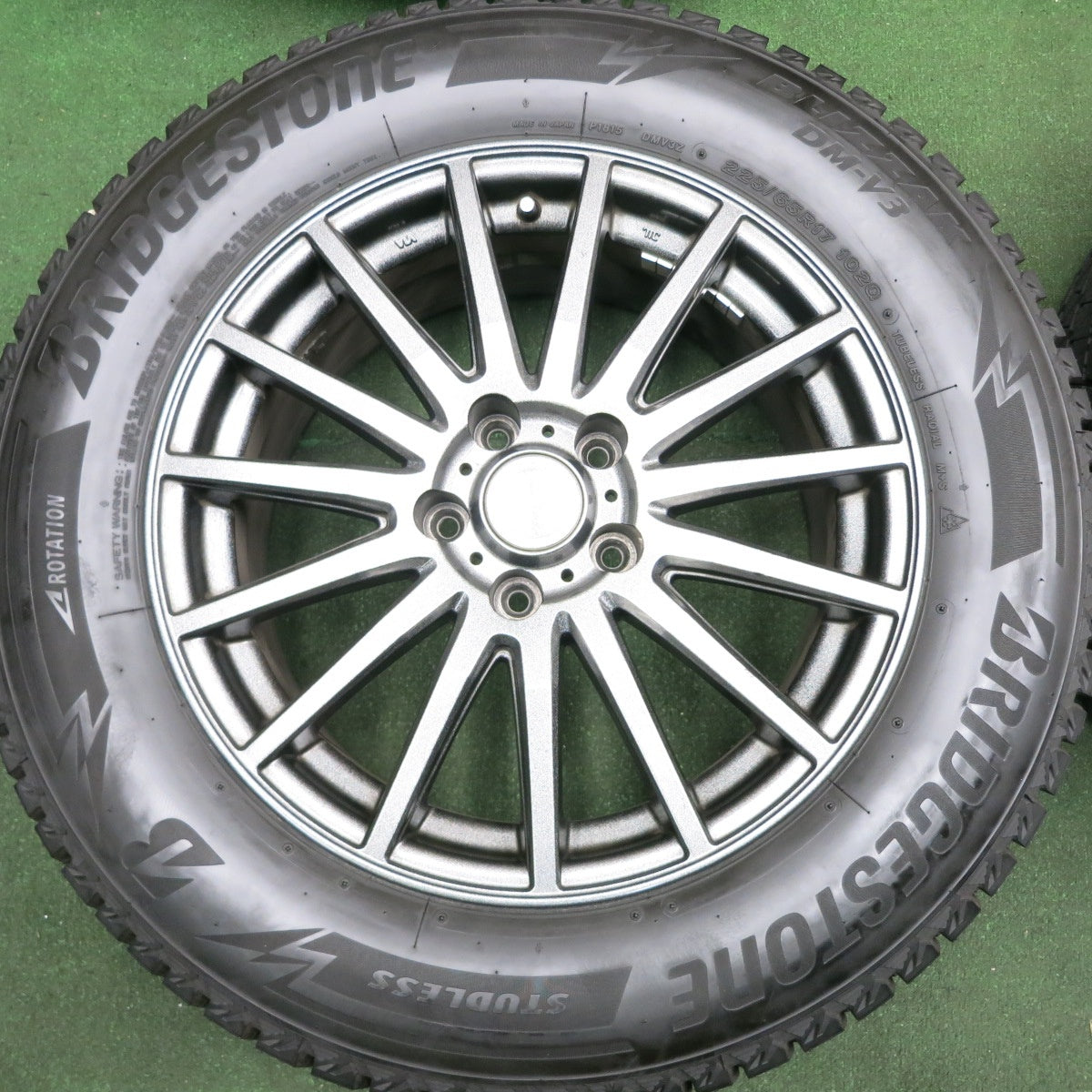 *送料無料* バリ溝！21年！キレイ！ほぼ10分★スタッドレス 225/65R17 ブリヂストン ブリザック DM-V3 SEIN RACING S ザイン レーシングS PCD114.3/5H★4042015HAス