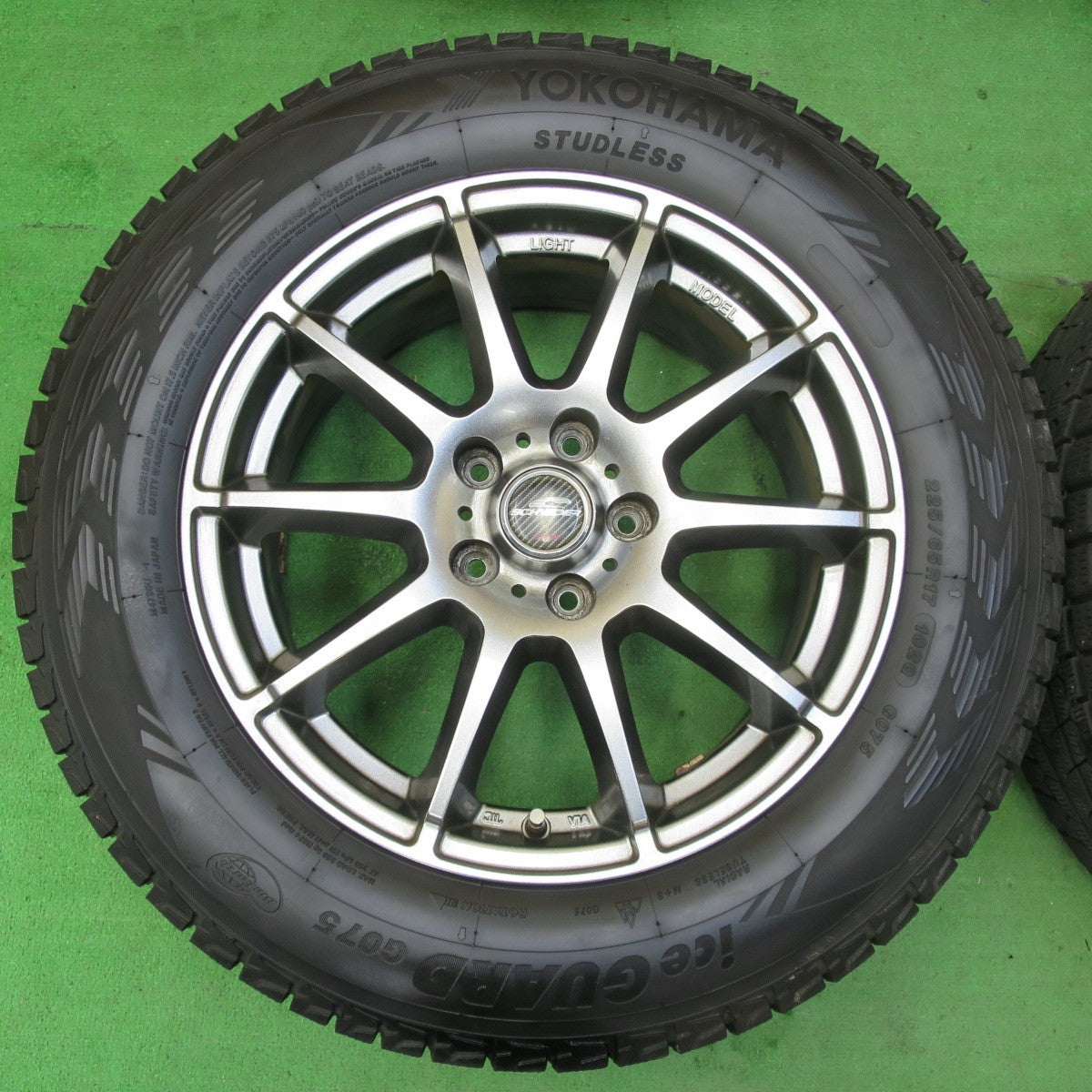 *送料無料* バリ溝！9.5分★スタッドレス 225/65R17 ヨコハマ アイスガード G075 SCHNEIDER シュナイダー 17インチ PCD114.3/5H★4072202イス