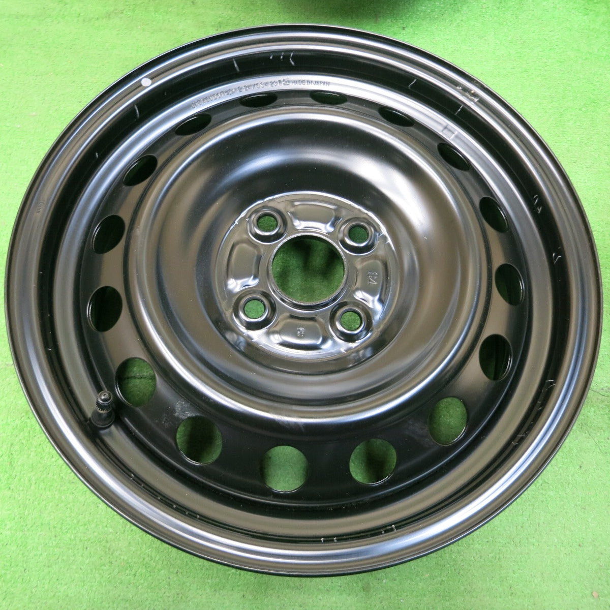 *送料無料* 新車外し★トヨタ アクア 純正 スチール ホイール 15インチ J15×6J PCD100/4H★4042415イホ