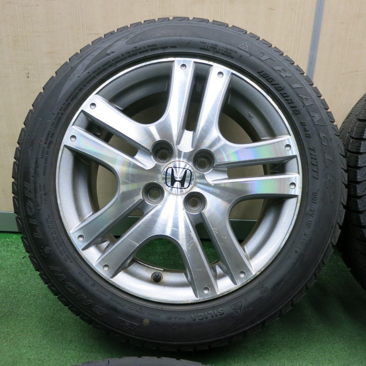 *送料無料* 4本価格★ホンダ フィット 純正 185/60R15 スタッドレス トライアングル SNOW LION 15インチ  PCD100/4H★4032602TNス