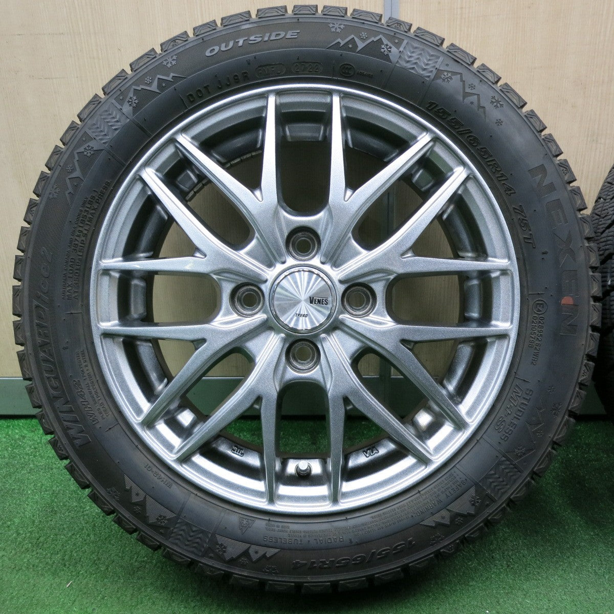 *送料無料* バリ溝！22年！キレイ！9分★スタッドレス 155/65R14 ネクセン ウィンガード アイス2 VENES TREAD 14インチ PCD100/4H★4032902NJス