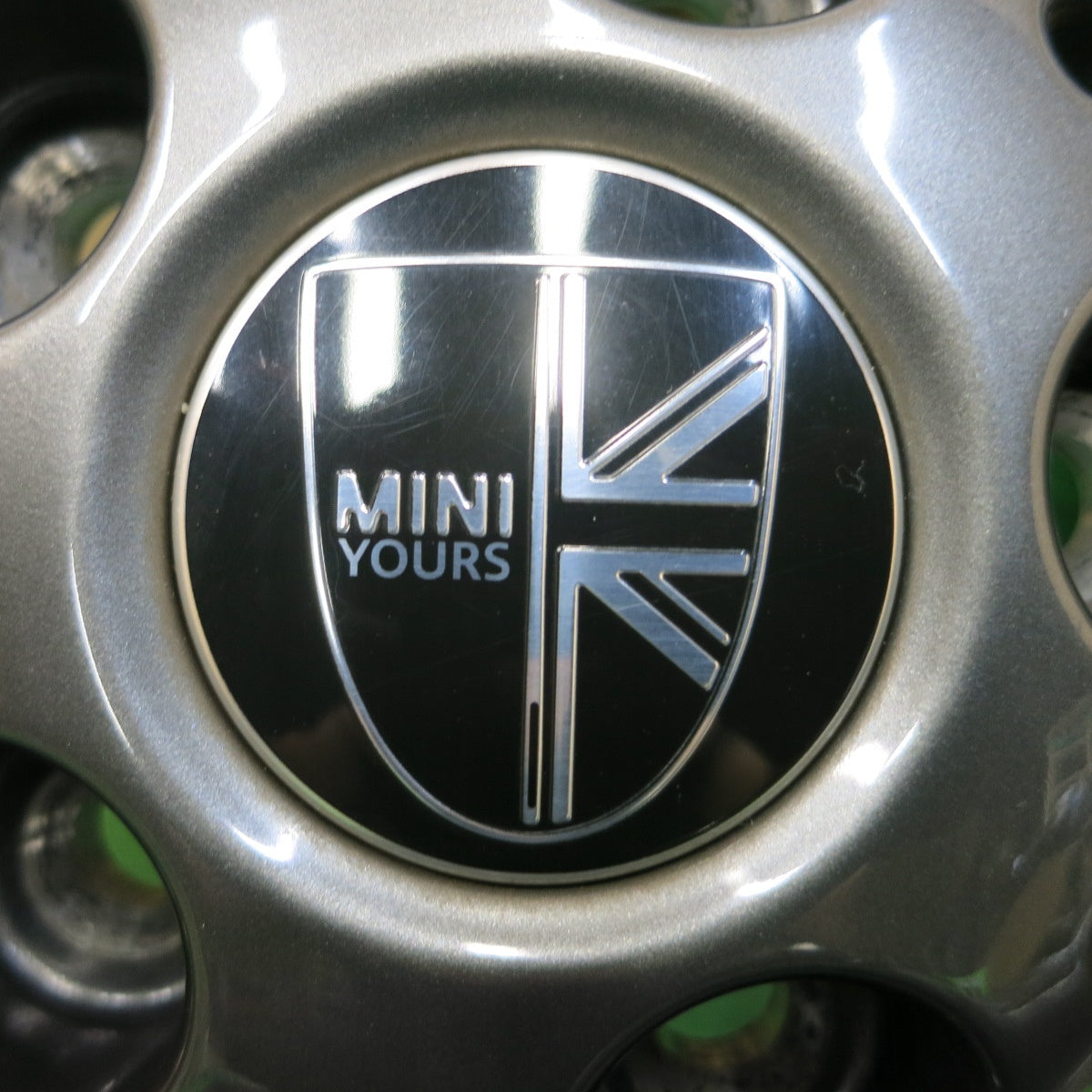 *送料無料* バリ溝！9分★MINI YOURS ミニ クーパーS 純正 205/40R18 ピレリ Cinturato P7 18インチ PCD112/5H★4033010イノ