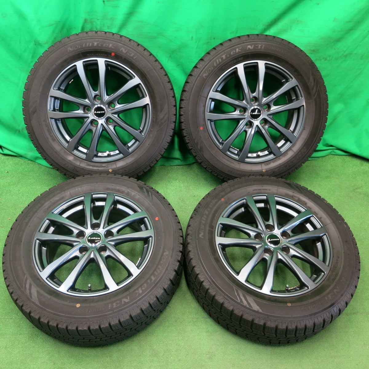 *送料無料* バリ溝！21年！キレイ！9.5分★スタッドレス 205/65R16 オートバックス ノーストレック N3i LEBEN レーベン 16インチ PCD114.3/5H★4052003ナス