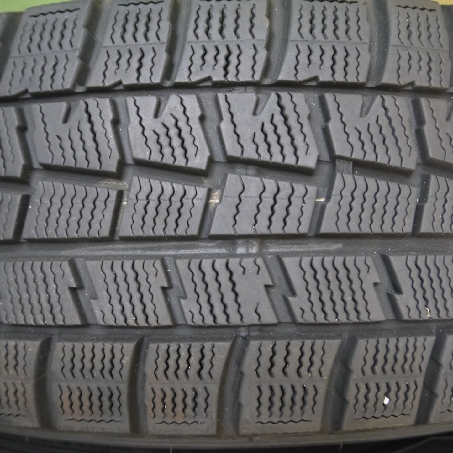 *送料無料* バリ溝！キレイ！8.5分★スタッドレス 195/65R15 ダンロップ ウインターマックス WM01 TEAD テッド 15インチ PCD114.3/5H★4051709Hス