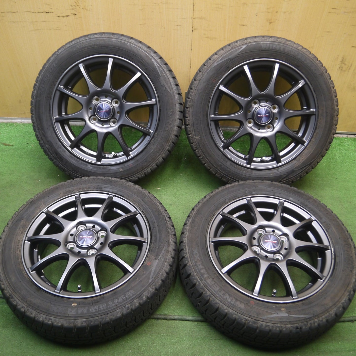 *送料無料* バリ溝！22年！綺麗！9.5分★スタッドレス 155/65R14 ダンロップ ウインターマックス WM02 VELVA CHARGE ヴェルヴァ 14インチ PCD100/4H★4071012Hス