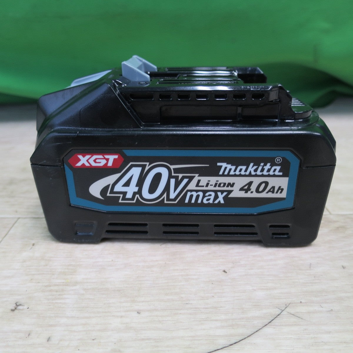 [送料無料] 美品☆マキタ 純正 Li-ion バッテリー BL4040 40V max DC36V 4.0Ah makita 電動 工具☆