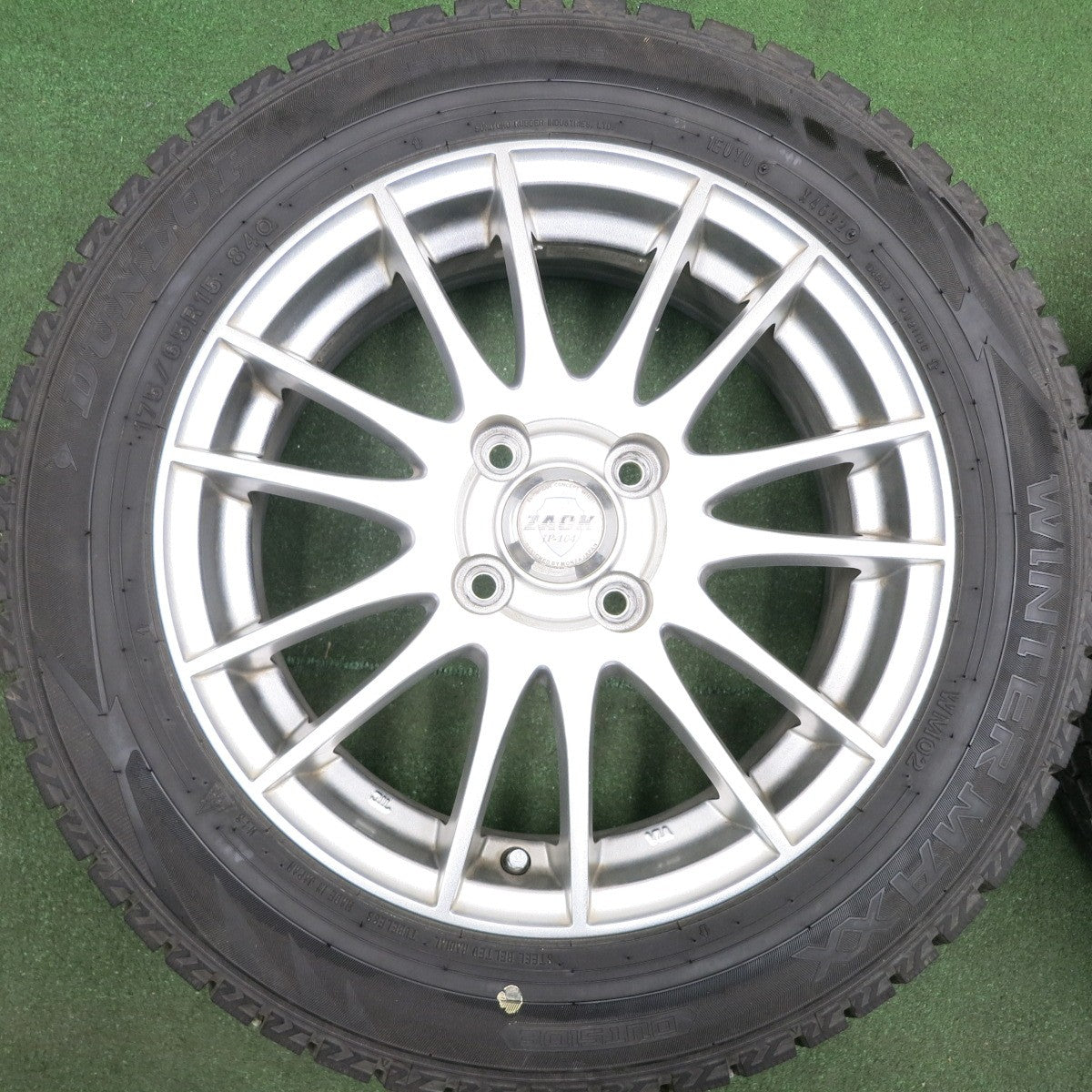 *送料無料* バリ溝！22年！9.5分★スタッドレス 175/65R15 ダンロップ ウインターマックス WM02 ZACK JP-104 MONZA ザック PCD100/4H★4051906HAス