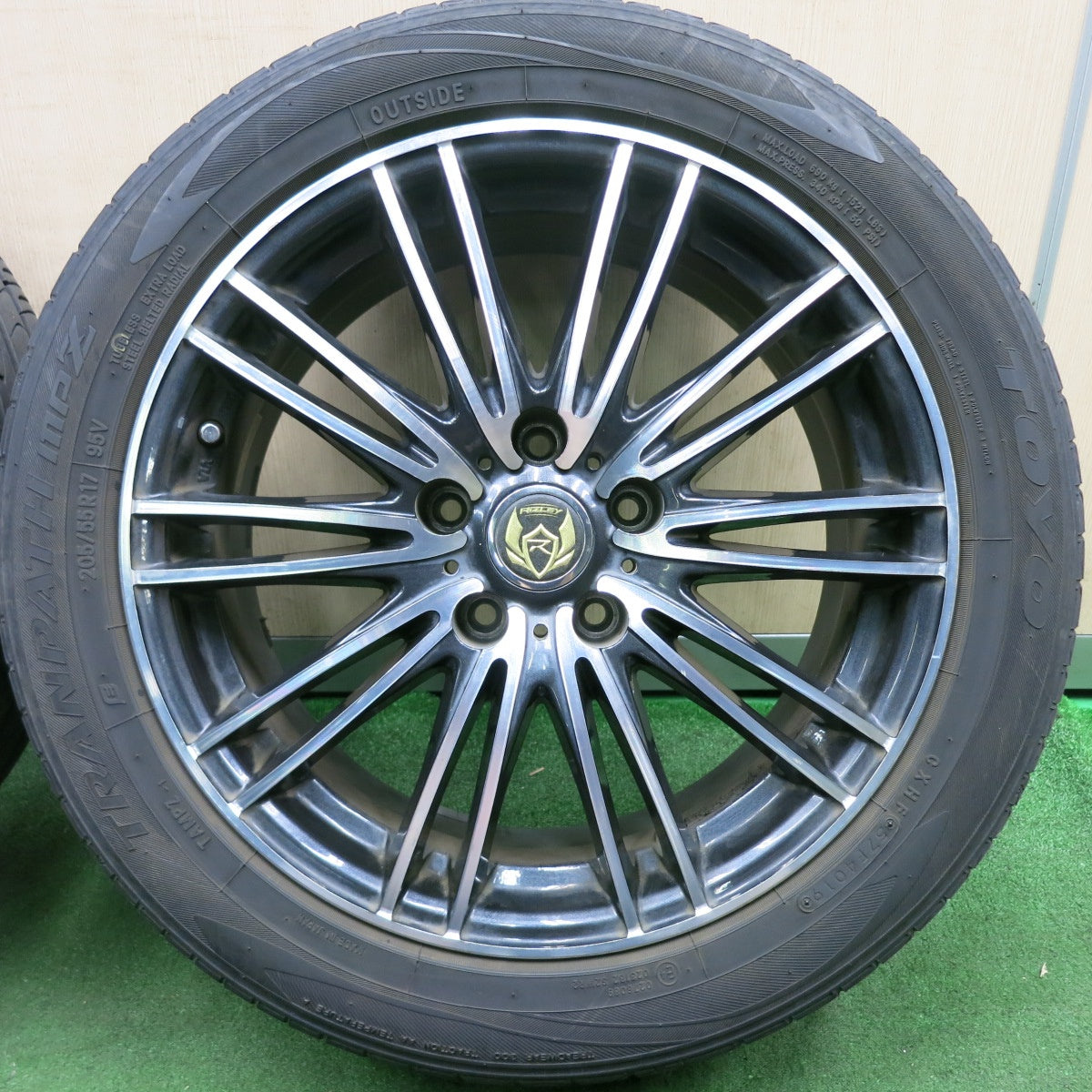 *送料無料* 4本価格★205/55R17 トーヨー トランパス MPZ RiZLEY ライツレー 17インチ PCD114.3/5H★4070903HAノ