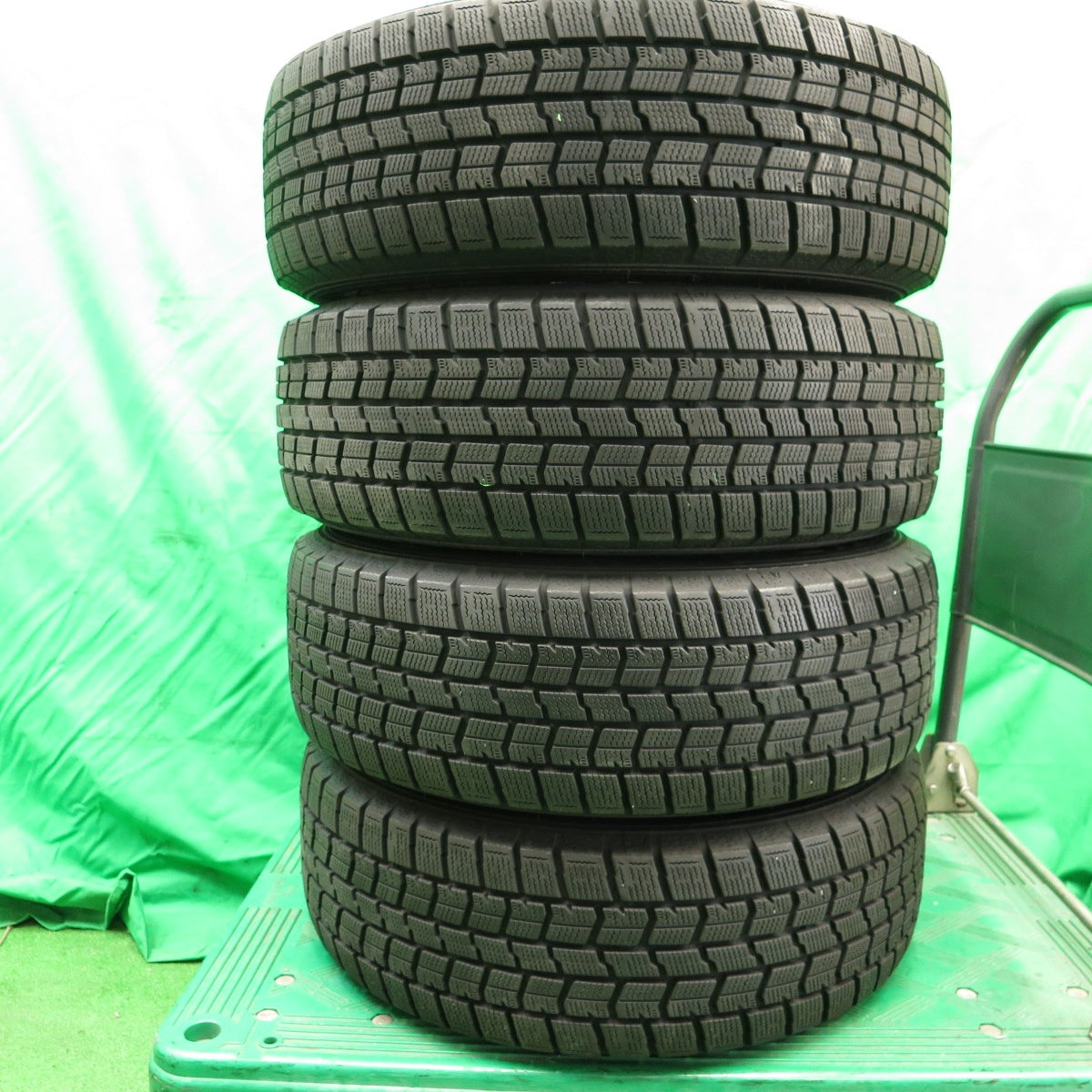 *送料無料* バリ溝！21年！キレイ！9分★スタッドレス 195/65R15 グッドイヤー アイスナビ7 Laffite ラフィット 15インチ PCD114.3/5H★4042202ナス