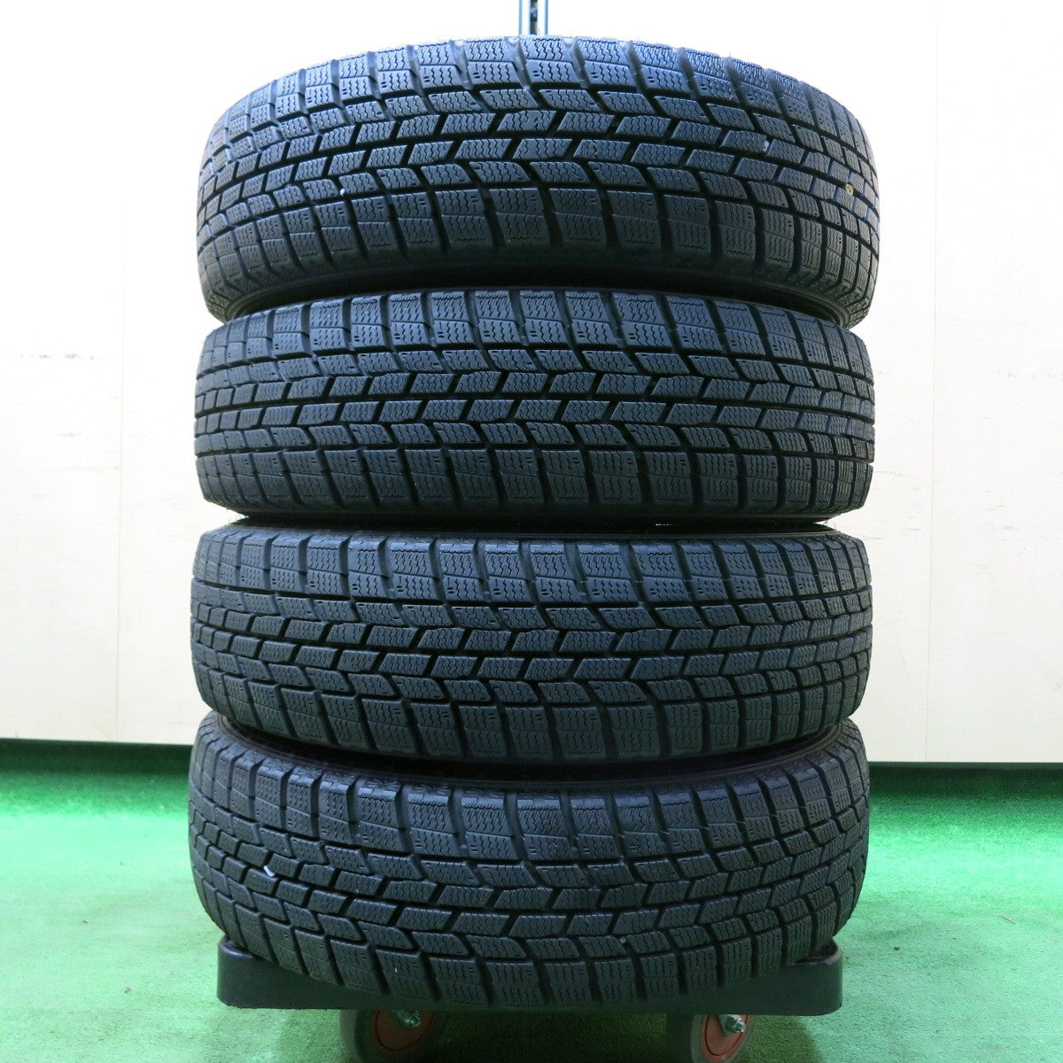 *送料無料* 超バリ溝！キレイ！ほぼ10分★スタッドレス 155/65R14 グッドイヤー アイスナビ6 D.O.S. DOS 14インチ PCD100/4H★4051111イス