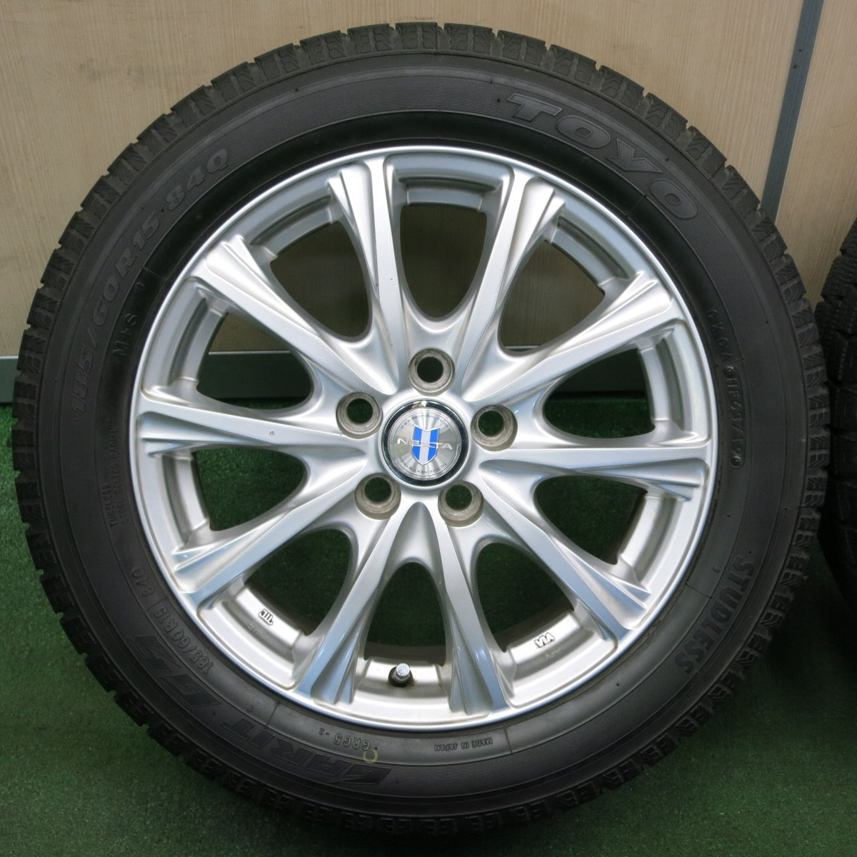 *送料無料* バリ溝！9分★スタッドレス 185/60R15 トーヨー ガリット G5 NEXTA ネクスタ 15インチ PCD100/5H★4041503TNス