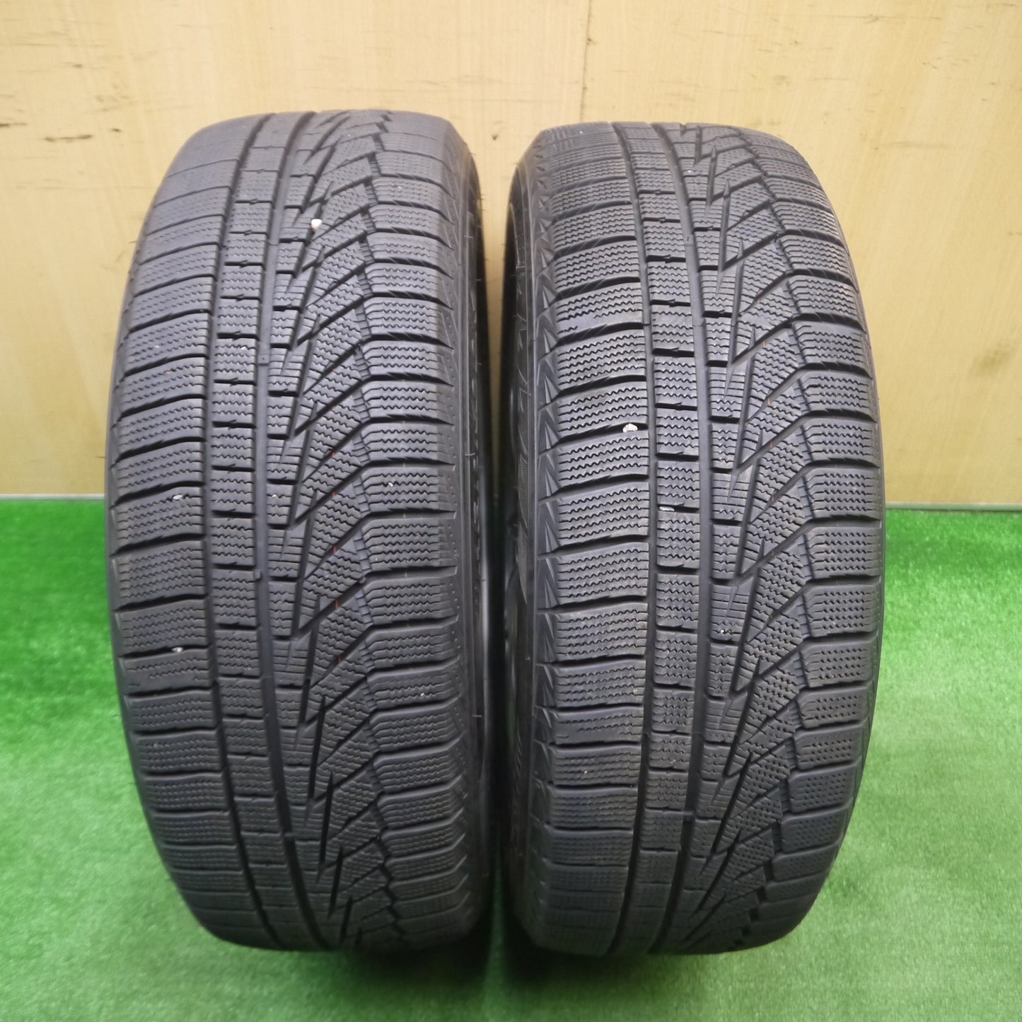 [送料無料] バリ溝！キレイ！9.5分★スタッドレス 215/55R17 ハンコック ウインター アイセプト IZ2A WAREN ヴァーレン PCD114.3/5H★4101804Hス