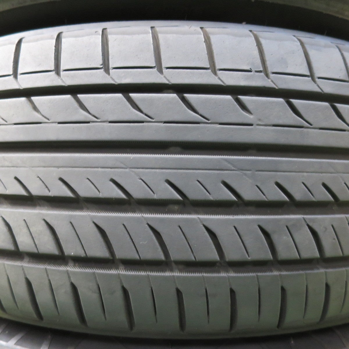 [送料無料] バリ溝！23年！キレイ！8.5分★LOXARNY 632 225/45R19 トーヨー プロクセス FD1 ロクサーニ 19インチ PCD114.3/5H★4112603イノ