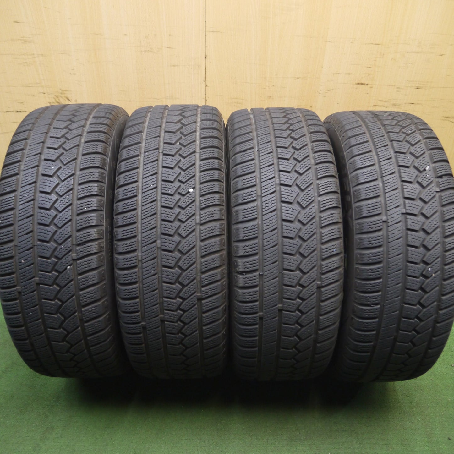 *送料無料* バリ溝！21年！キレイ！9.5分★スタッドレス 225/55R17 ハイフライ Win-turi 212 Verthandi ヴェルザンディ ヴェルサンディ PCD114.3/5H★4040913Hス