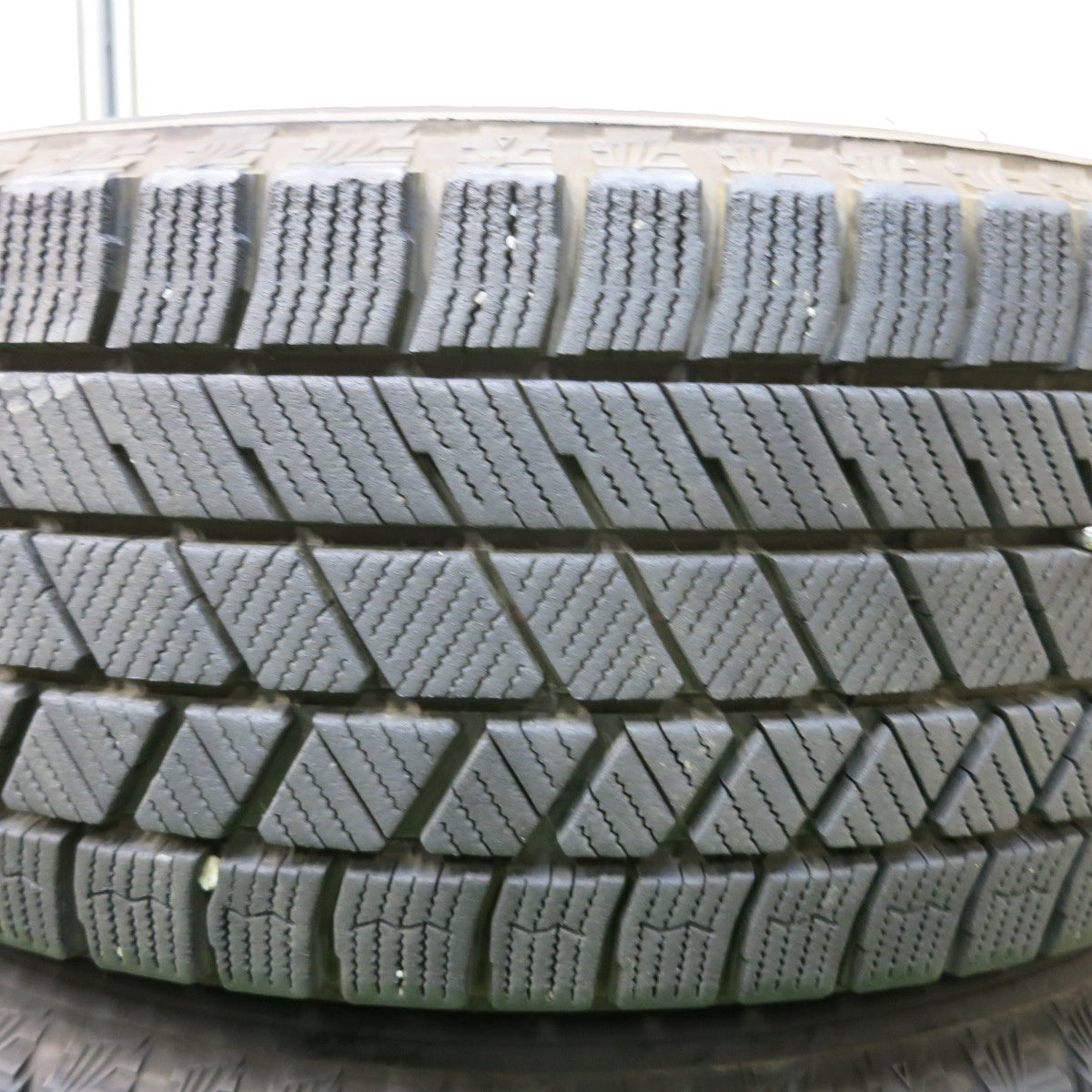 [送料無料] バリ溝！21年！8.5分★スタッドレス 175/65R15 ブリヂストン ブリザック VRX3 SG-E 社外 アルミ 15インチ PCD100/4H★4101006SYス