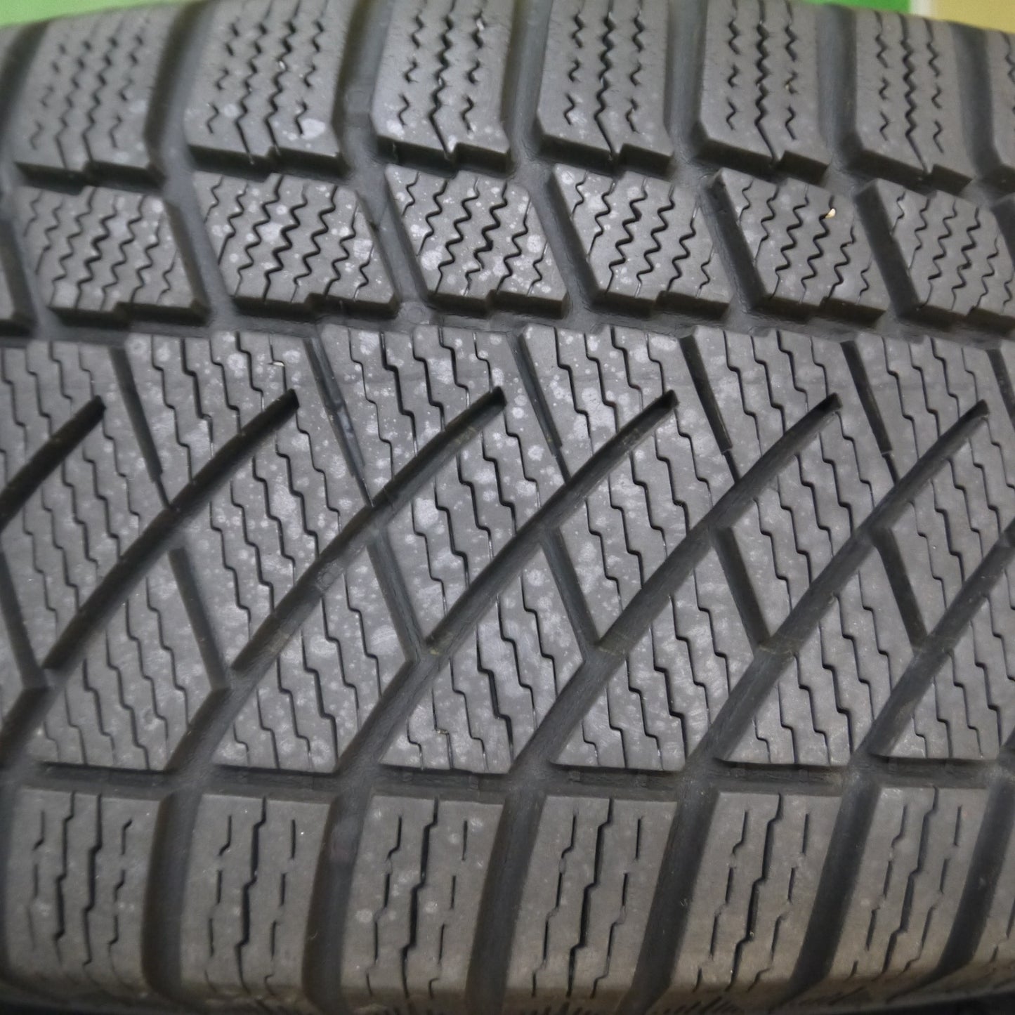 [送料無料] キレイ！21年★スタッドレス 195/65R15 バイキング WINTECH WT6 ILLUGA iG weds 15インチ PCD114.3/5H★5021909Hス