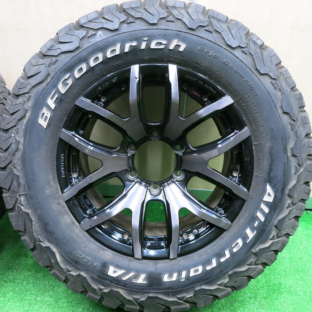 [送料無料] バリ溝！20年！9分★RAYS DAYTONA FDX-F6 265/70R17 BFグッドリッチ All-Terrain T/A KO2 ホワイトレター レイズ デイトナ PCD139.7/6H★4091603HAノ