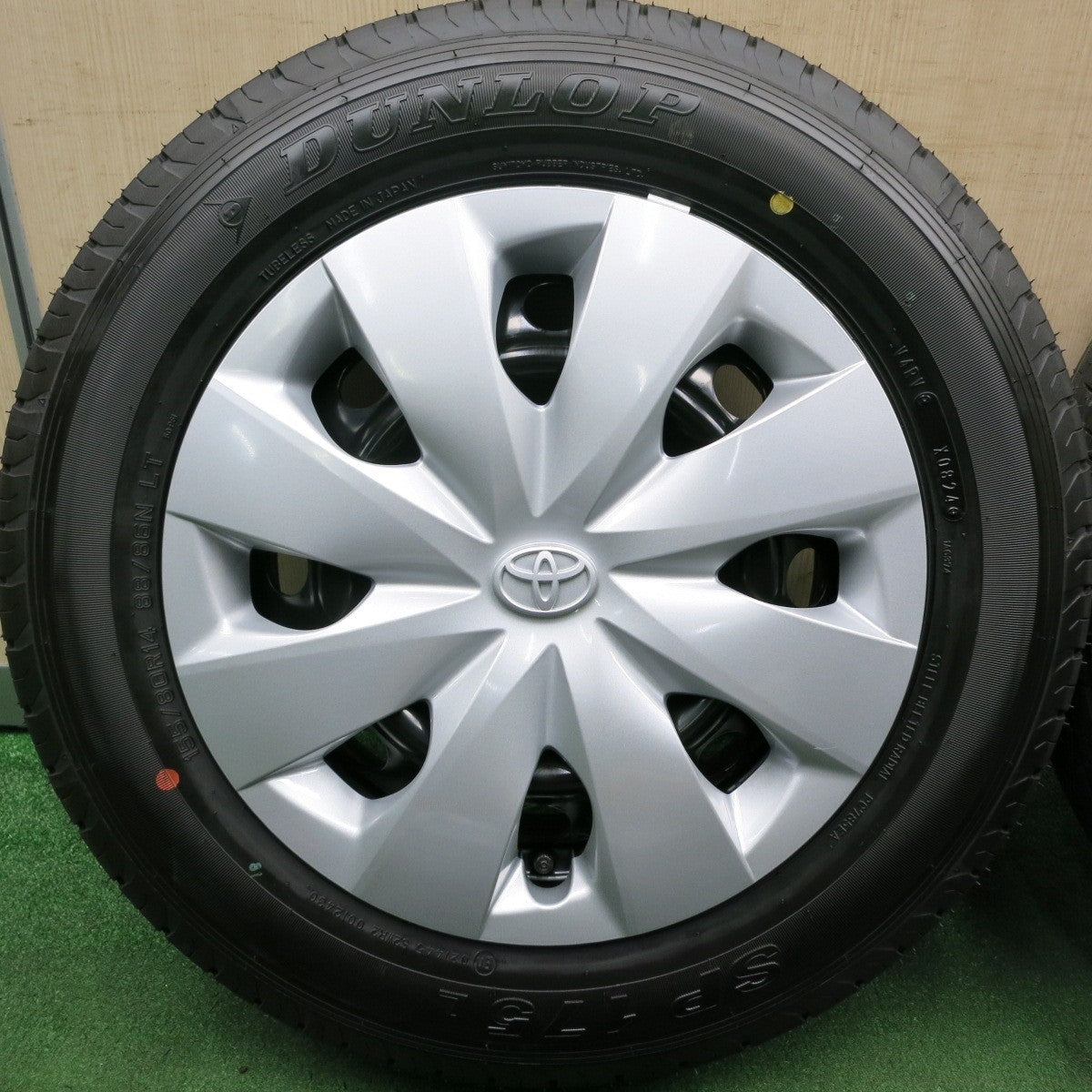 *送料無料* 新車外し！24年★トヨタ プロボックス 純正 スチール 155/80R14 ダンロップ SP175L 14インチ PCD100/4H★4043004HAノ