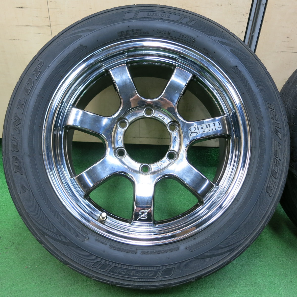 *送料無料* 4本価格★RAYS gram LIGHTS 57sx 215/60R17 ダンロップ RV503 17インチ レイズ グラムライツ  PCD139.7/6H★4050208イノ