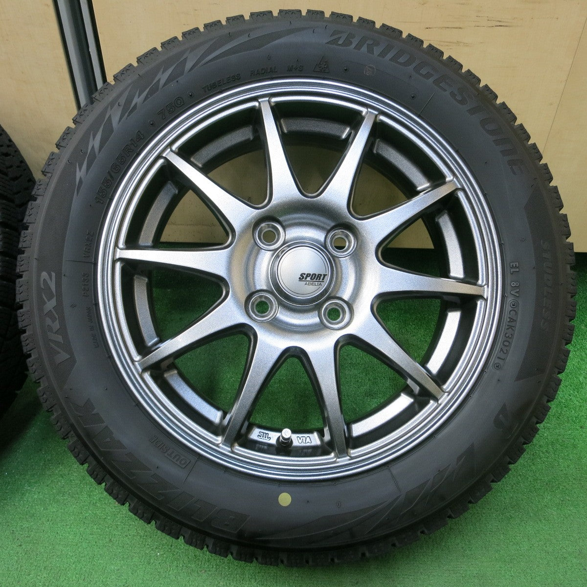 *送料無料* バリ溝！21年！キレイ！8.5分★スタッドレス 155/65R14 ブリヂストン ブリザック VRX2 SPORT ABELIA  14インチ PCD100/4H★4042705イス