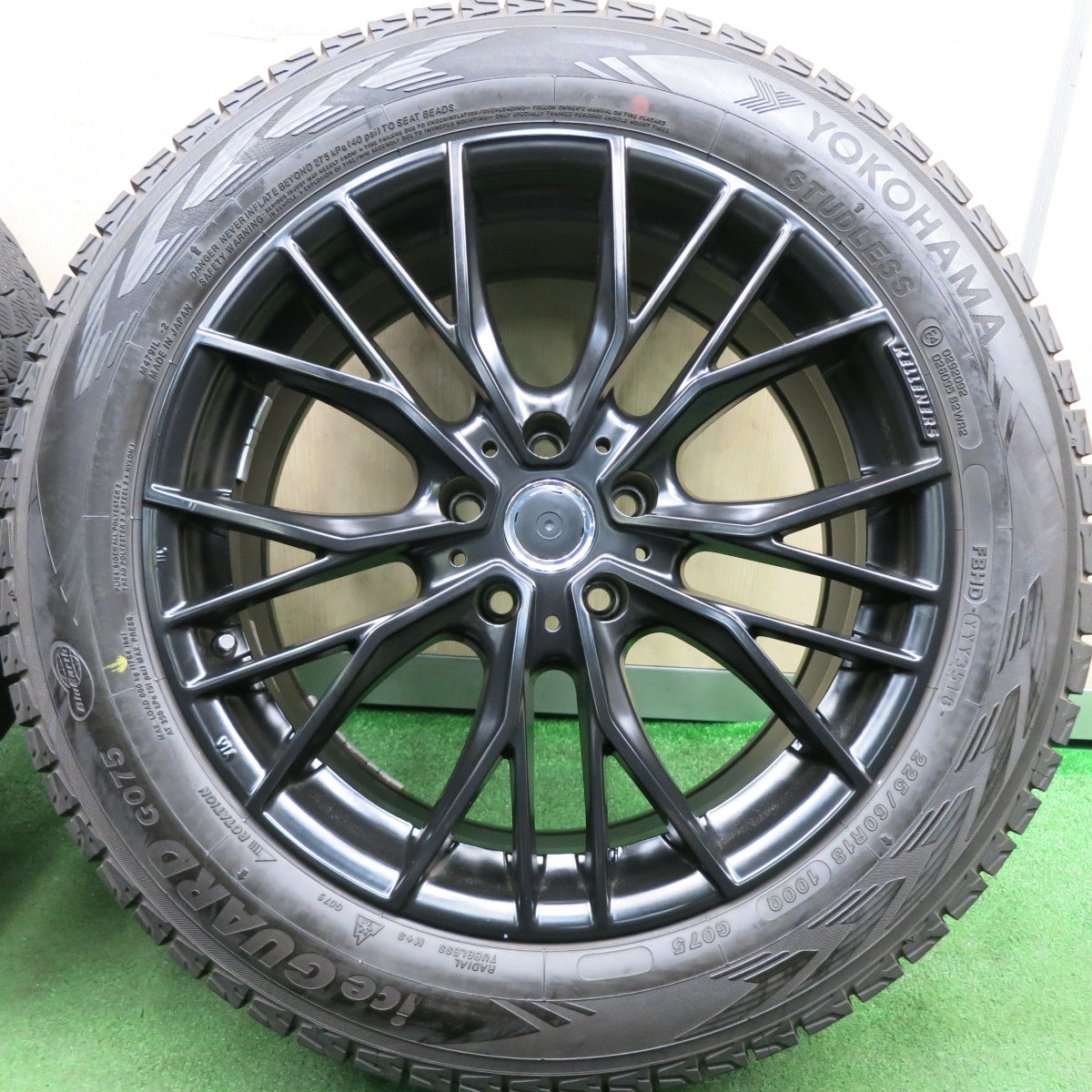 *送料無料* バリ溝！キレイ！9.5分★BMW等 KELLENERS エルツ 225/60R18 スタッドレス ヨコハマ アイスガード G075  ケレナーズ PCD112/5H★4060106HAス