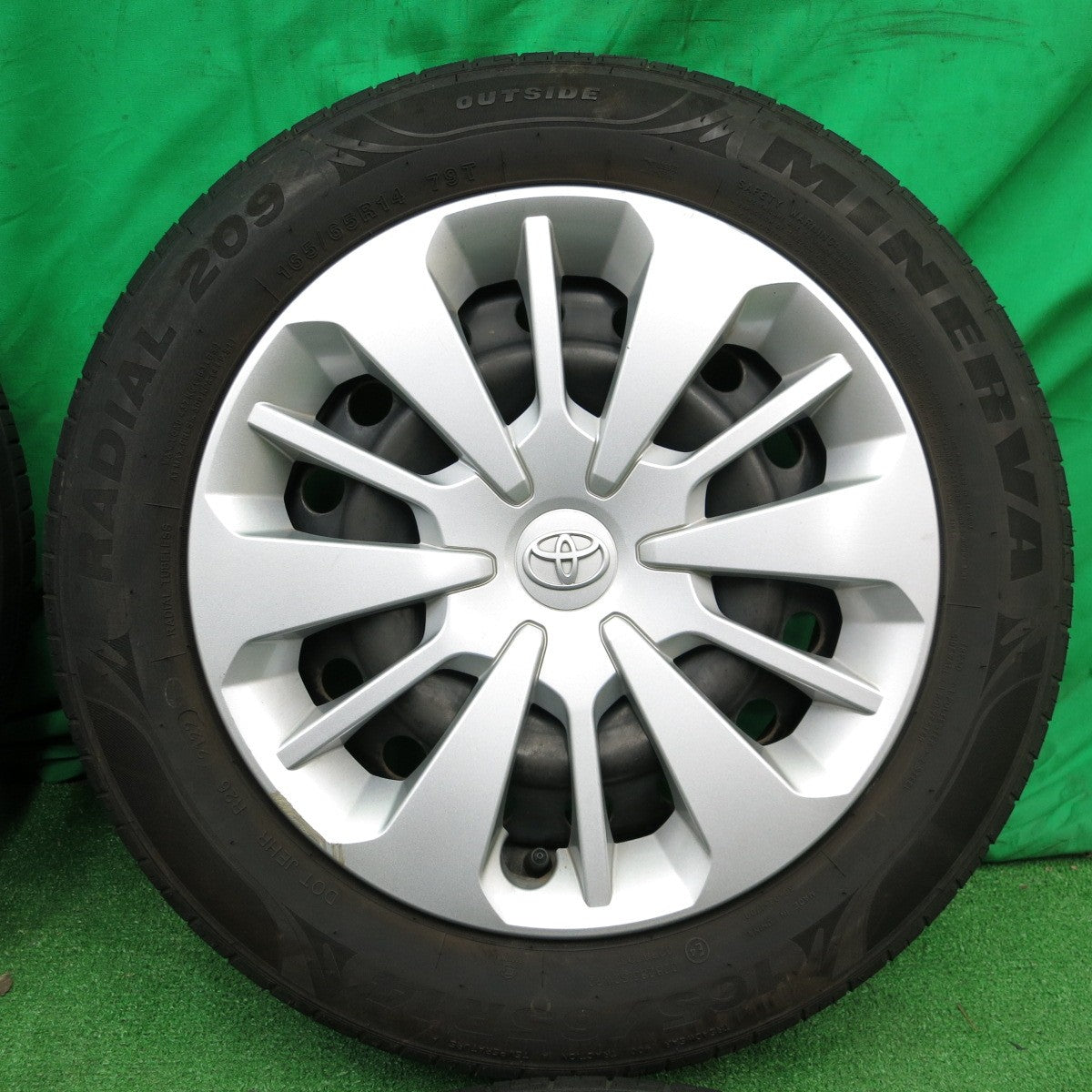 *送料無料* キレイ！22年★トヨタ タンク ルーミー 純正 スチール 165/65R14 ミネルバ ラジアル 209 14インチ PCD100/4H★4042305ナノ