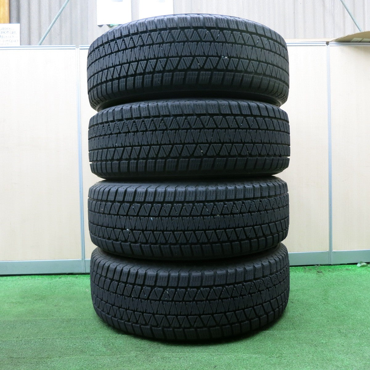 *送料無料* 4本価格★スタッドレス 225/60R18 ブリヂストン ブリザック DM-V3 ECO FORME エコフォルム 18インチ PCD114.3/5H★4041503NJス