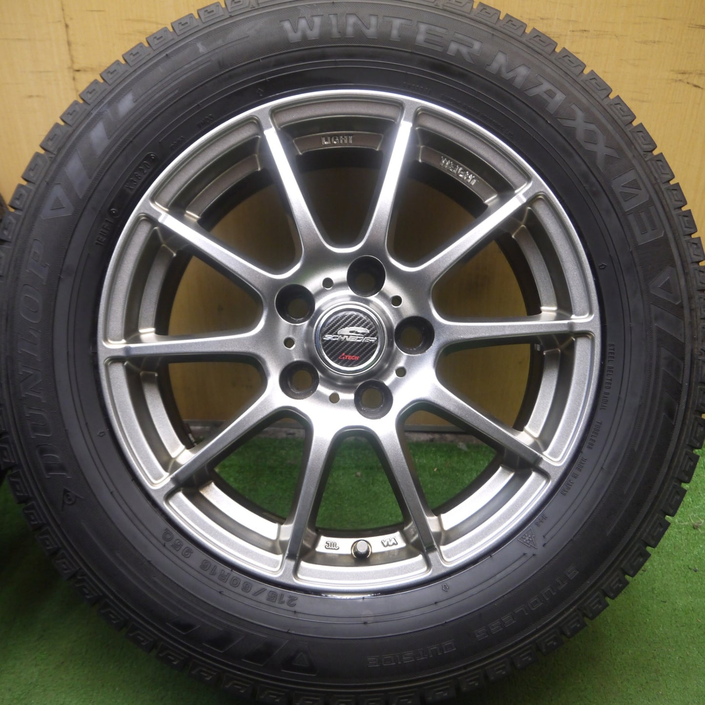 *送料無料* バリ溝！20年！綺麗！9.5分★スタッドレス 215/60R16 ダンロップ ウインターマックス03 SCHNEIDER シュナイダー PCD114.3/5H★4052803Hス