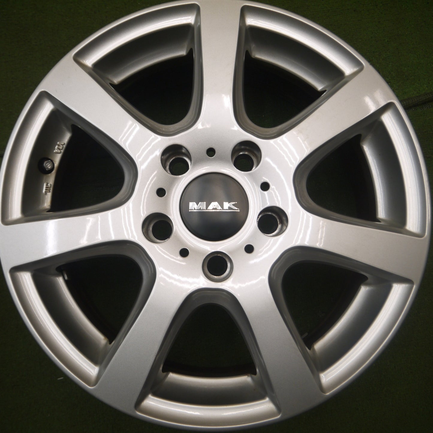 *送料無料* キレイ★MAK ホイール 16インチ 16×6.5J PCD120/5H BMW ミニ 等★4052106Hホ