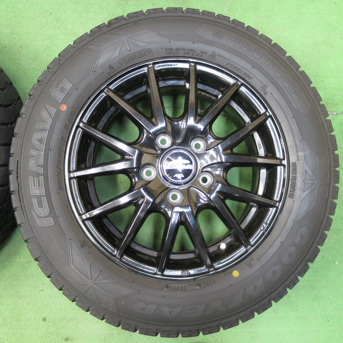 [送料無料] 4本価格★スタッドレス 205/65R15 グッドイヤー アイスナビ6 SCHNEIDER MiD シュナイダー 15インチ PCD114.3/5H★5012102イス