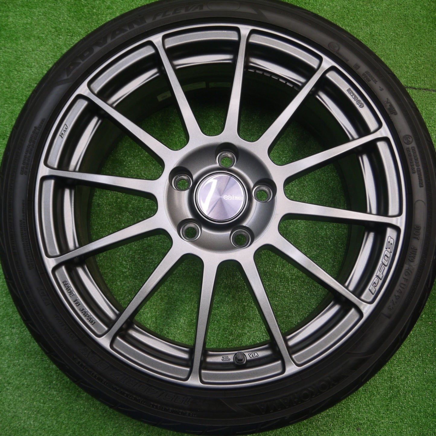 *送料無料* バリ溝！23年！キレイ！ほぼ10分★ENKEI PF03 195/45R17 ヨコハマ アドバン FLEVA 17インチ エンケイ PCD114.3/5H★4090605Hノ