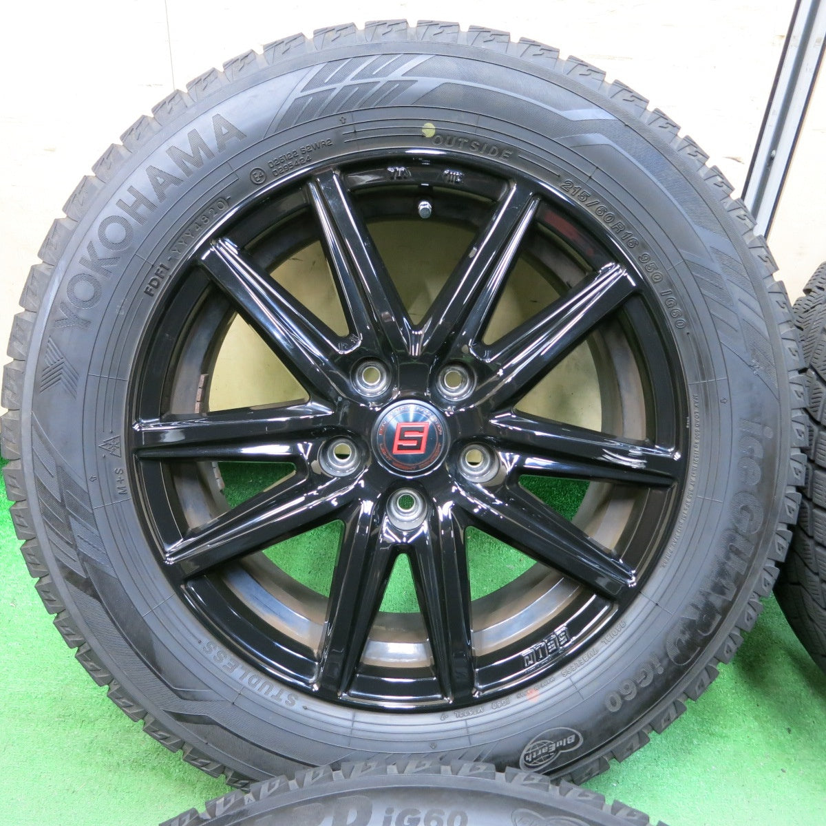 *送料無料* バリ溝！20年！キレイ！9分★スタッドレス 215/60R16 ヨコハマ アイスガード iG60 SEIN ザイン 16インチ PCD114.3/5H★4090512SYス