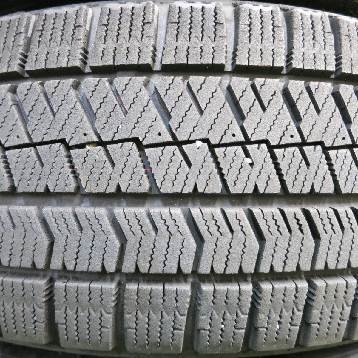 *送料無料* 4本価格！21年★プリウス等 195/65R15 スタッドレス ブリヂストン ブリザック VRX2 TOPRUN トップラン 15インチ PCD100/5H★4042404イス