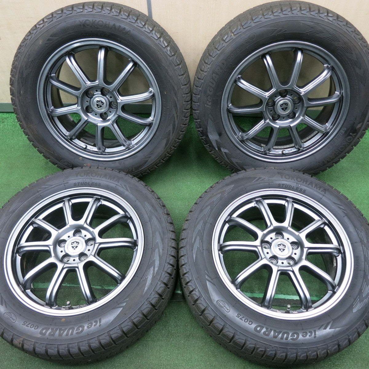 *送料無料* バリ溝！21年！キレイ！9分★XV 等 225/60R17 スタッドレス ヨコハマ アイスガード G075 ESTROSA エステローザ 17インチ PCD100/5H★4051406NJス