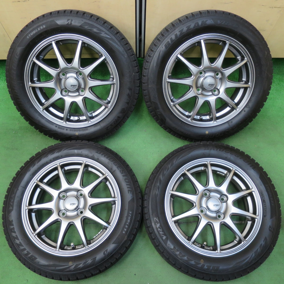 [送料無料] バリ溝！21年！キレイ！9.5分★スタッドレス 155/65R14 ブリヂストン ブリザック VRX2 SPORT ABELIA スポルト アベリア 14インチ PCD100/4H★5010605イス