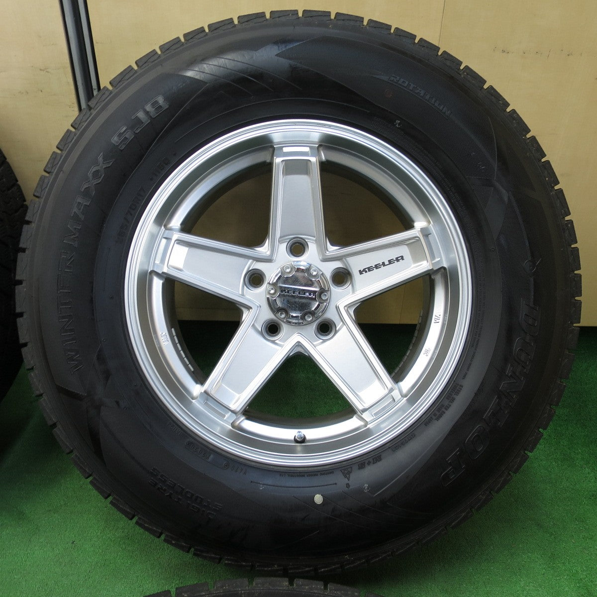 *送料無料* バリ溝！20年！9分★ジープ 等 KEELER 265/70R17 スタッドレス ダンロップ ウインターマックス SJ8 キーラー 17インチ PCD127/5H★4042201KMス