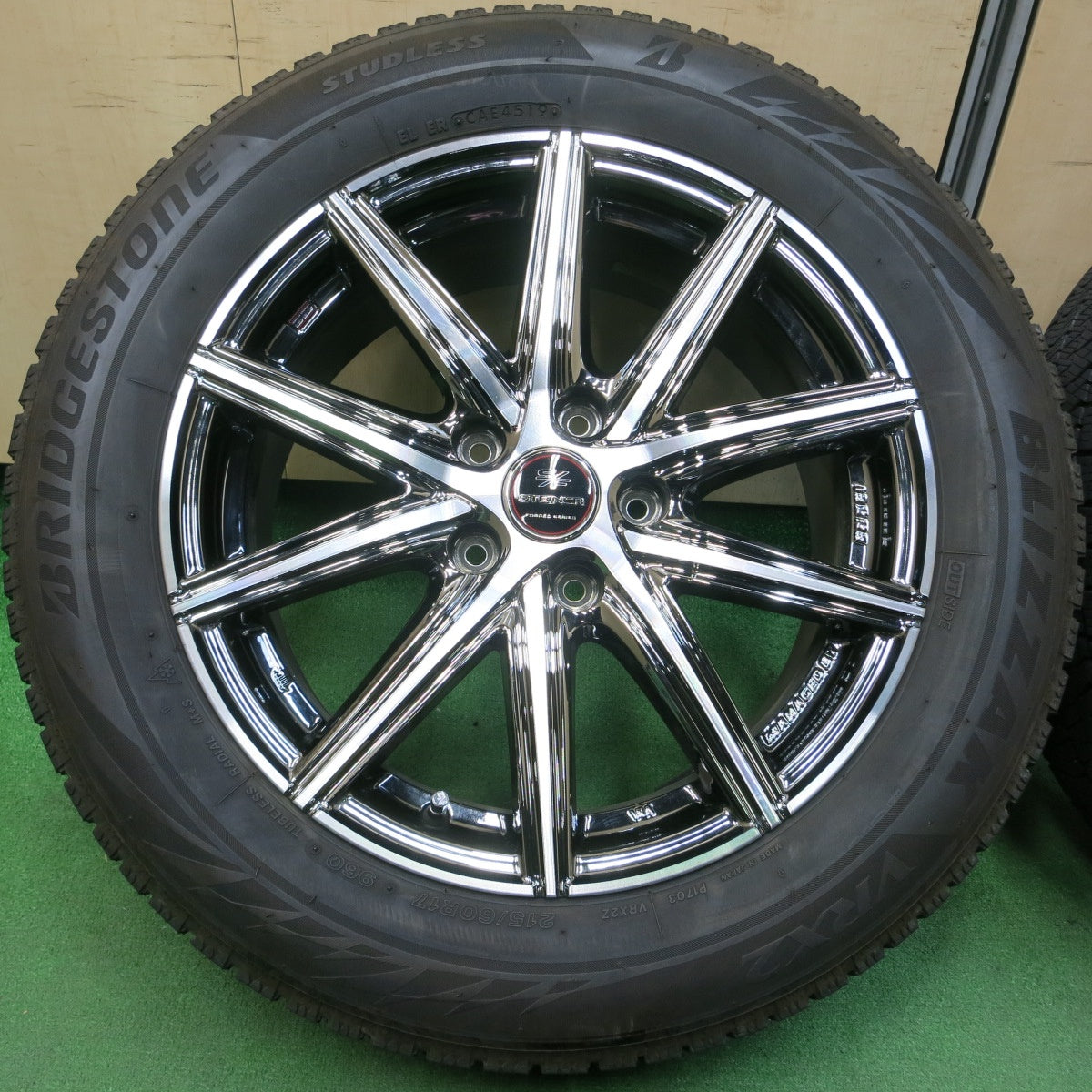 *送料無料* バリ溝！キレイ！9分★S/F STEINER ENKEI 215/60R17 スタッドレス ブリヂストン ブリザック VRX2 シュタイナー エンケイ PCD114.3/5H★4041101イス