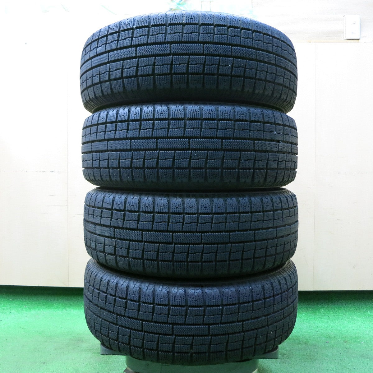 *送料無料* バリ溝！キレイ！9.5分★スタッドレス 195/65R15 トーヨー ガリット G5 VELVA SPORTZ ヴェルヴァ 15インチ PCD114.3/5H★4050810イス